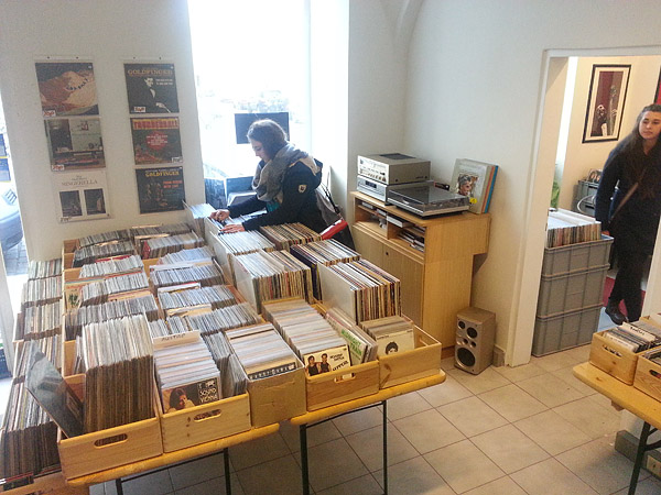 Schallplatenladen Seven Star Reckords 